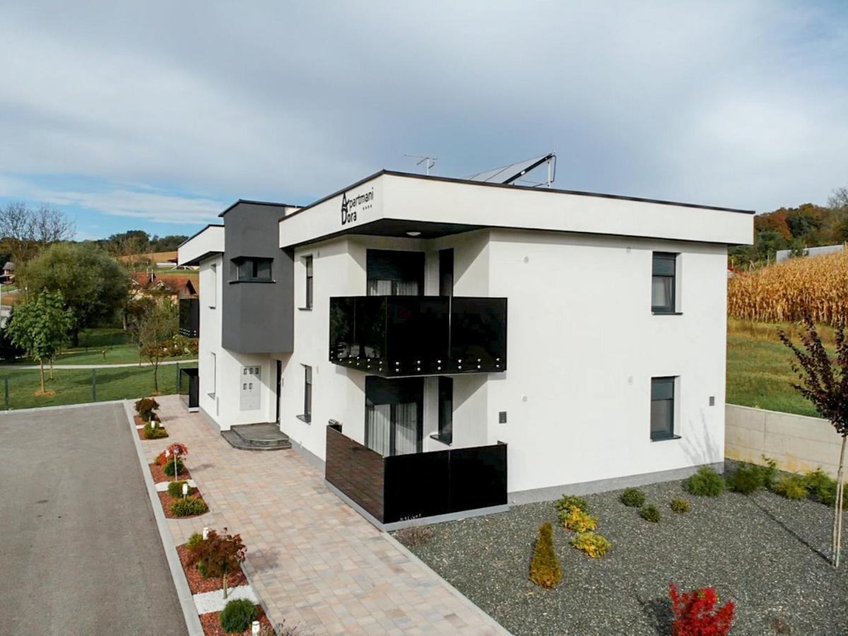 Apartments Dora Sveti Martin Na Muri Exterior photo
