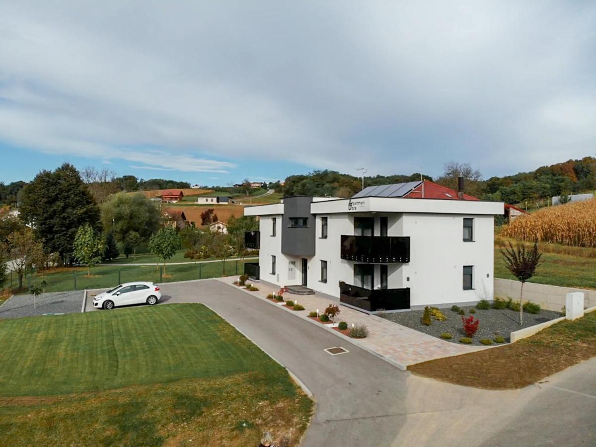 Apartments Dora Sveti Martin Na Muri Exterior photo